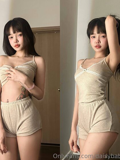 peachytease free nude leaks