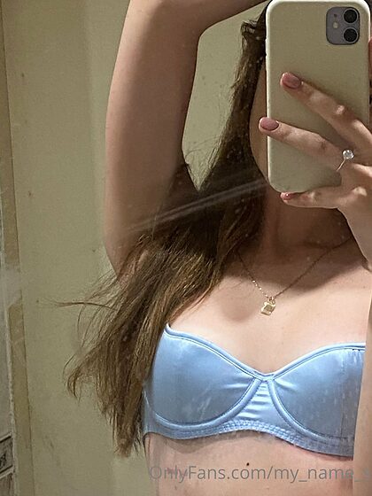 Petit Sofi 18y. nude leaks