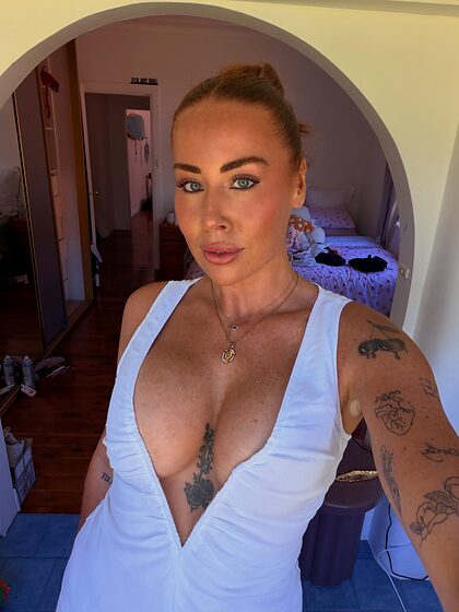 Polly Sellman nude leaks