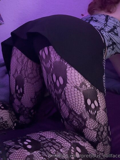 OnlyFans nude leaks