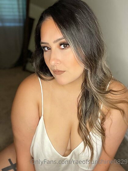 raeofsunshine0829 nude leaks