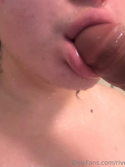river.snow nude leaks