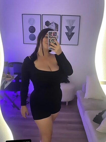 RoseTaylorLA set 11