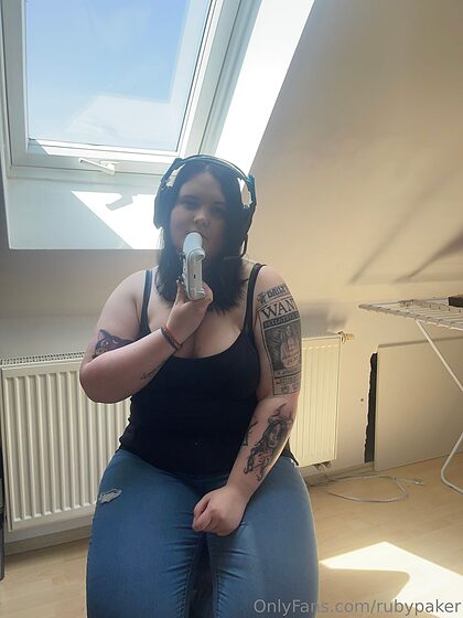 rubypaker nude leaks