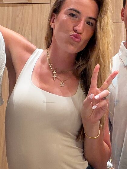 Sabrina Ionescu nude leaks