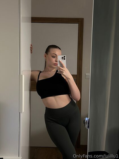 sophiebloomsfree nude leaks
