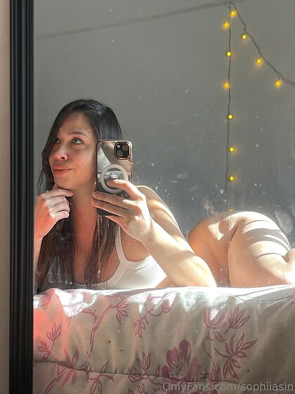 Sophia Si nude leaks
