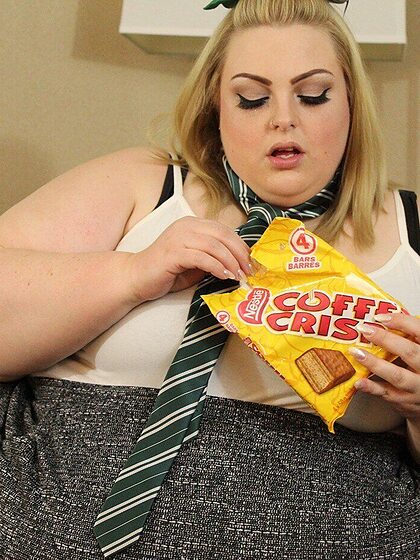 Juicy Jacki nude leaks