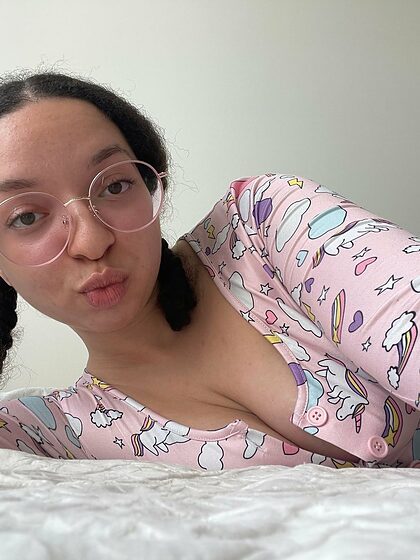 sunny bell nude leaks