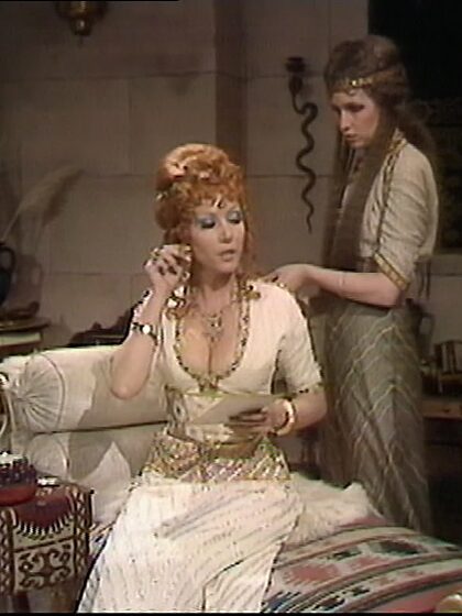 Susan Penhaligon set 10