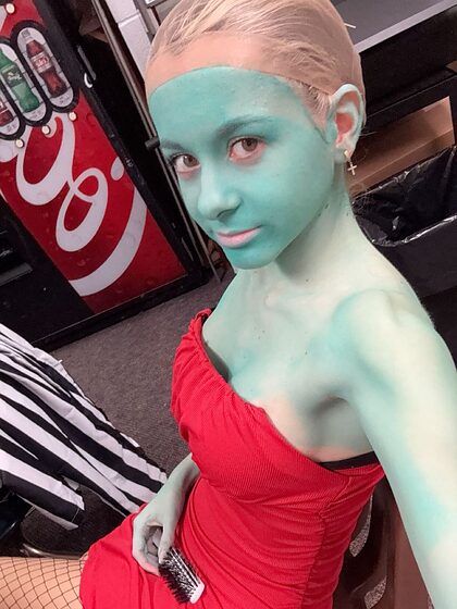 sweetsangriaa nude leaks