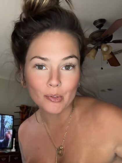 T00_turnt_t0ri nude leaks