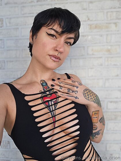 TITANIA OFTV nude leaks