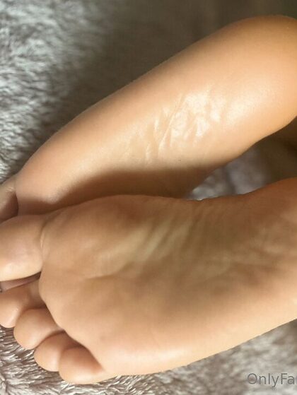 beautifulfeetmylove1 nude leaks