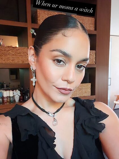 Vanessa Hudgens set 2