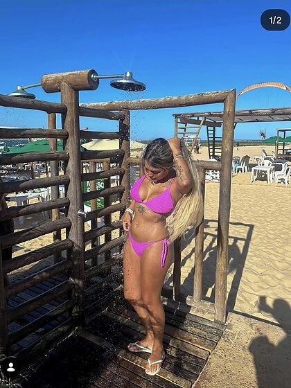 Vitória Carolina nude leaks