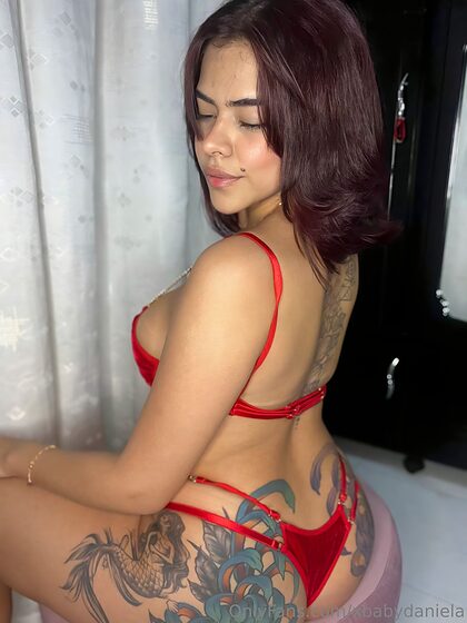 Hot Daniela nude leaks