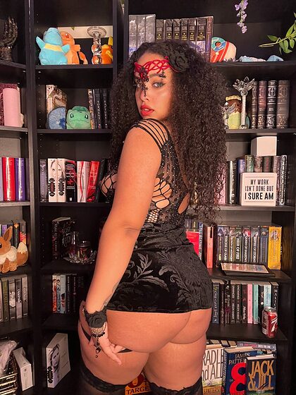 ZELORI - BREED ME nude leaks