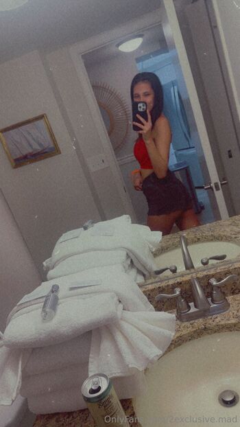 2excuslivema / 2exclusive.mad nude photo #15