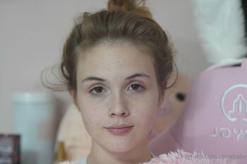 abriebaby nude photo #14