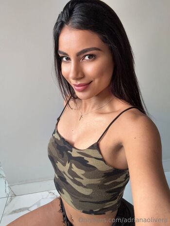 Adriana Olivera nude photo #2