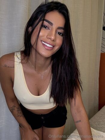 Adriana Olivera nude photo #9