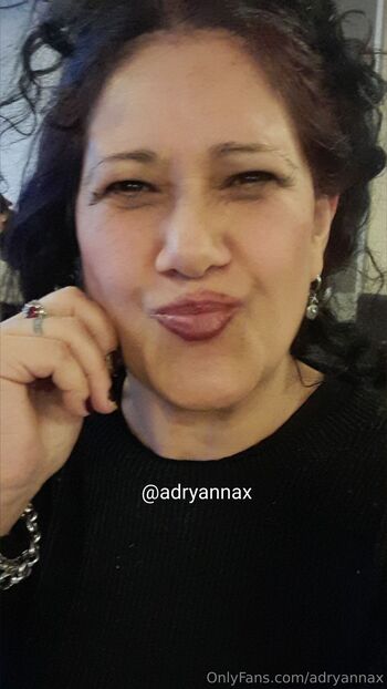 SILVER PUSSY GRANNY ADRYANNA / adryannax nude photo #34