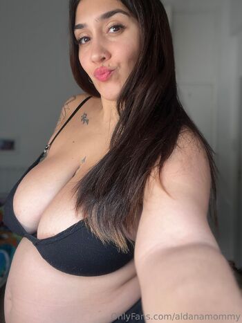 Aldana Preggo Momm / aldana.mommy nude photo #10