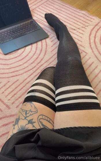 alibluee nude photo #8