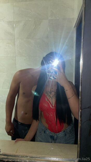Lia / alien.lia25 nude photo #10