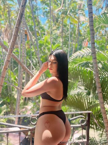 Lia / alien.lia25 nude photo #15