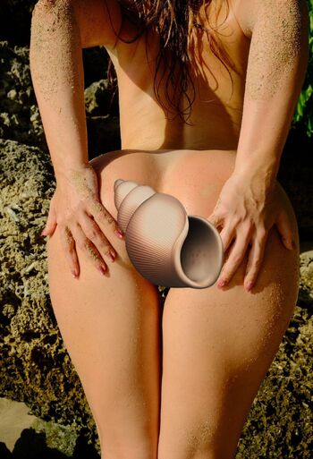 alisonrougexo nude photo #2