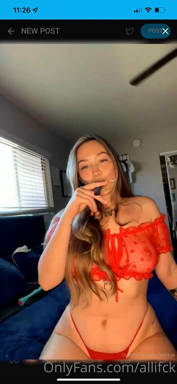 AlliSlim Thiccinge / allifck nude photo #39