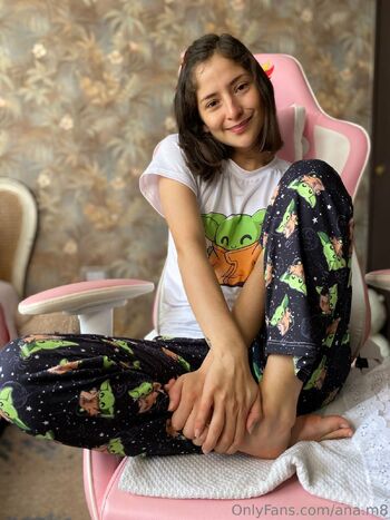 ana.m8 nude photo #40