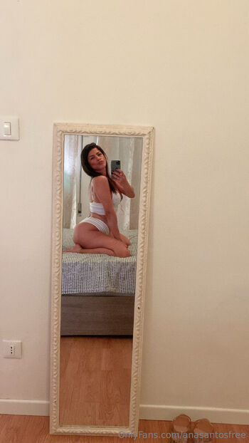 anasantosfree nude photo #25