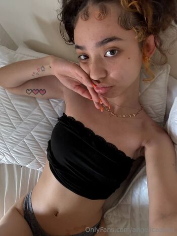 Angi / angelicaaaaa nude photo #4