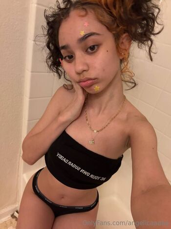 Angi / angelicaaaaa nude photo #9