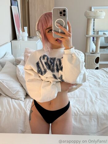 arapoppy nude photo #23