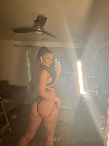 arialeexxx nude photo #30