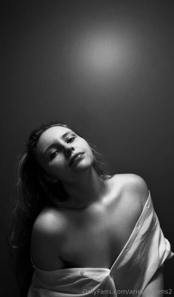 Ariel Adams / arielxadams2 nude photo #8