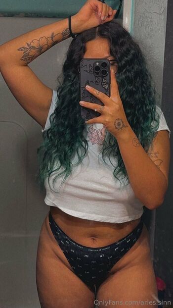 Sierr / aries.sinn nude photo #18