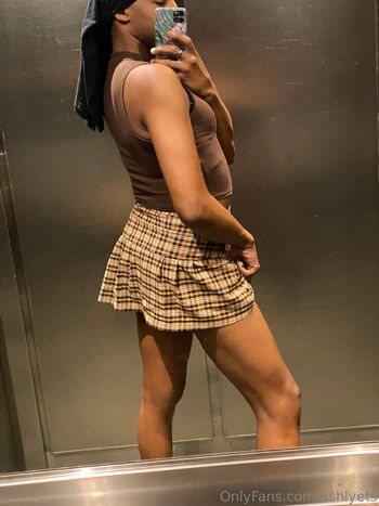 Ashlye Talya Strlyn / ashlyets nude photo #21