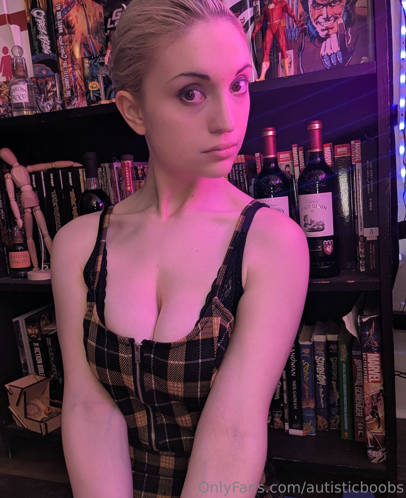 autisticboobs nude photo #18