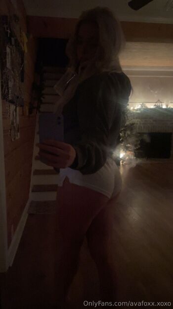 avafoxx.xoxo nude photo #24