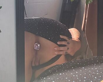 Bea / bad.girl.bean nude photo #28