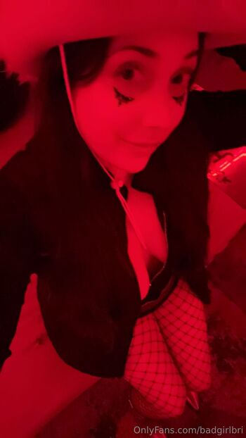 Bri Le Tree / badgirlbri nude photo #2