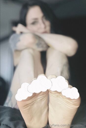 baeporeon nude photo #17