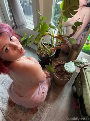 bambilynnxxx nude photo #17