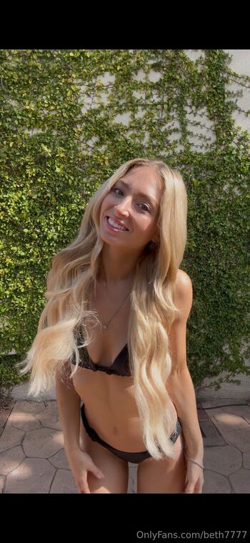 beth7777 nude photo #4