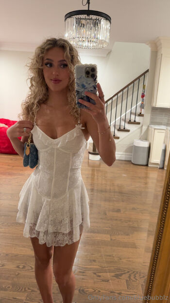 bluebubblz nude photo #17